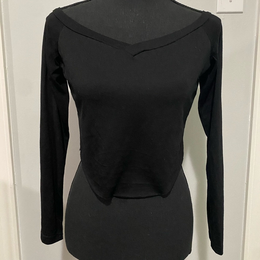 Basic Black Top